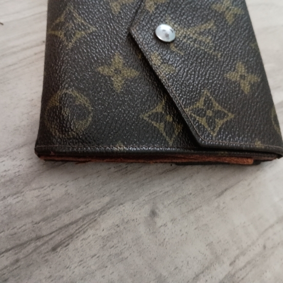 LOUIS VUITTON W Hook Wallet Monogram Beige Monogram Canvas Authentic - Picture 3 of 12